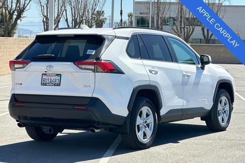 Super White 2021 Toyota RAV4 XLE