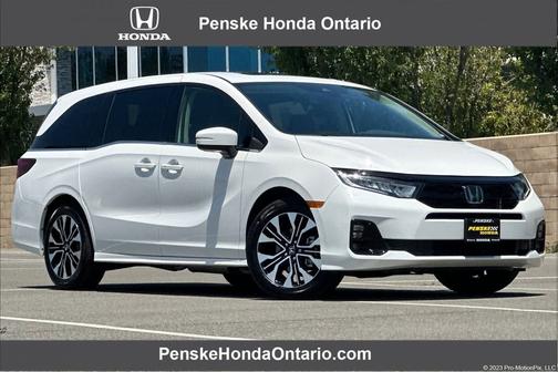 Platinum White Pearl 2026 Honda Odyssey