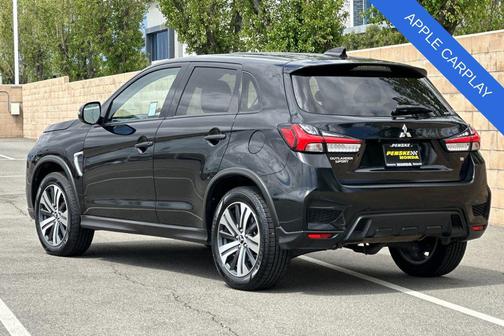 Labrador Black Pearl 2022 Mitsubishi Outlander Sport SE