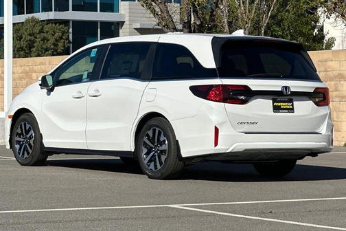 Platinum White Pearl 2026 Honda Odyssey EX-L
