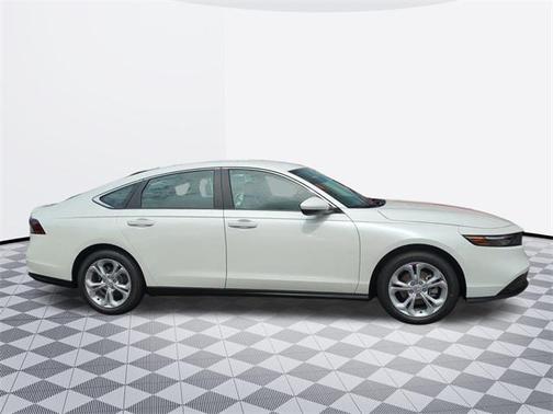 2025 Honda Accord LX 1.5T