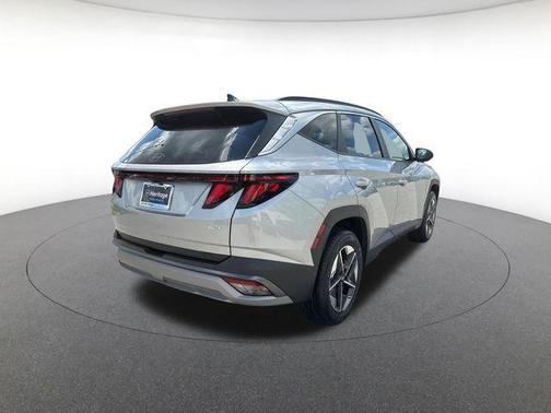 Shimmering Silver 2025 Hyundai TUCSON SEL