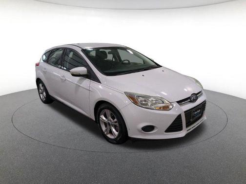 Oxford White 2014 Ford Focus SE