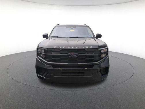 2025 Ford Expedition Max Active 4x4