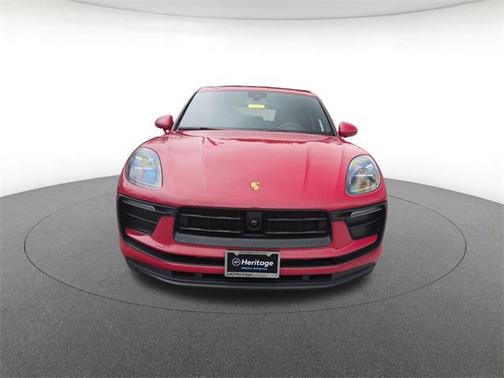 2024 Porsche Macan Base