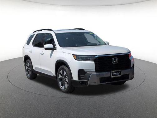 Platinum White Pearl 2026 Honda Pilot Elite