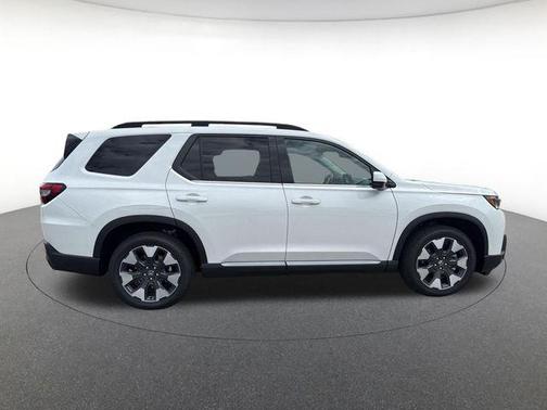 Platinum White 2026 Honda Pilot Touring 8-Passenger