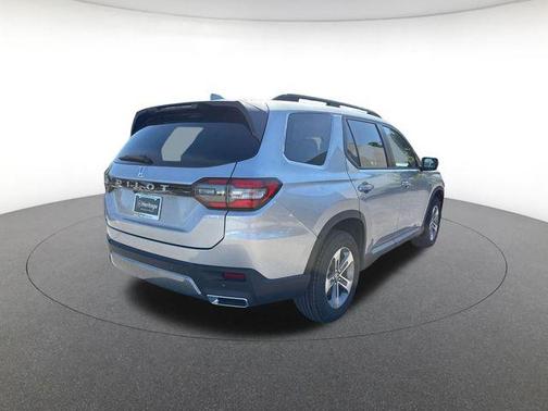 Solar Silver Metallic 2026 Honda Pilot EX-L