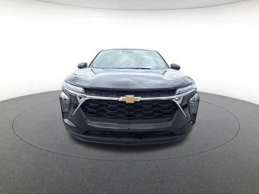 Black Metallic 2025 Chevrolet Trax LS