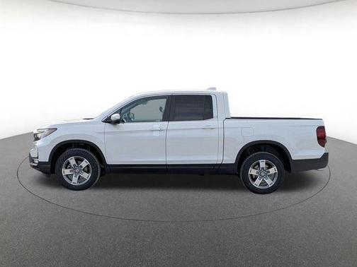 Platinum White Pearl 2026 Honda Ridgeline RTL