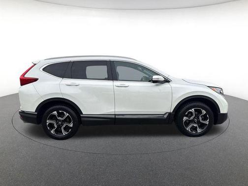 White Diamond Pearl 2018 Honda CR-V Touring