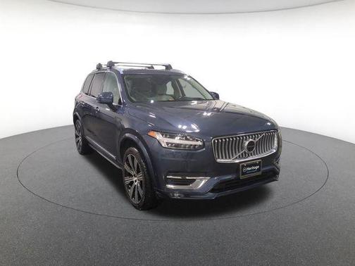 2022 Volvo XC90 T6 Inscription