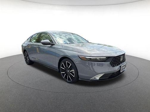 Urban Gray Pearl 2026 Honda Accord Hybrid Touring