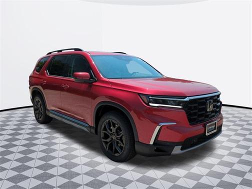 2025 Honda Pilot Touring 8-Passenger