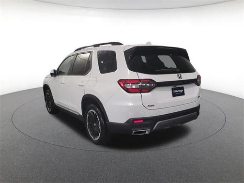 2026 Honda Pilot Touring 8-Passenger