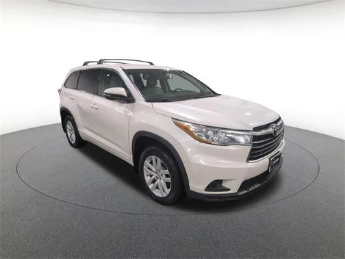 2015 Toyota Highlander LE
