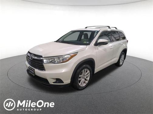 2015 Toyota Highlander LE