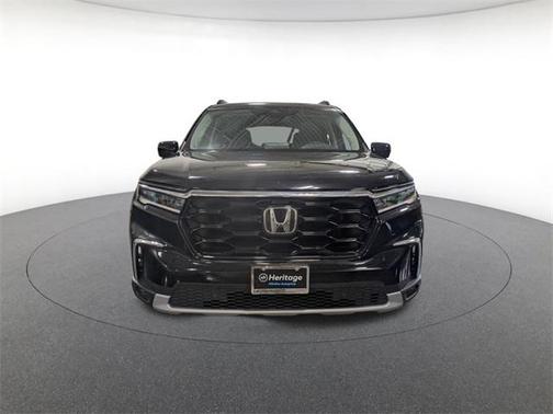 2023 Honda Pilot Touring 8-Passenger