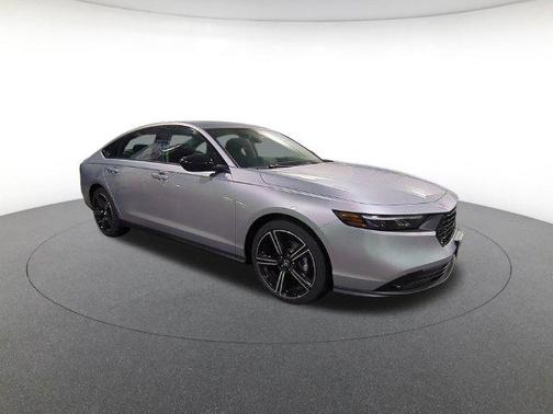 Solar Silver 2026 Honda Accord SE
