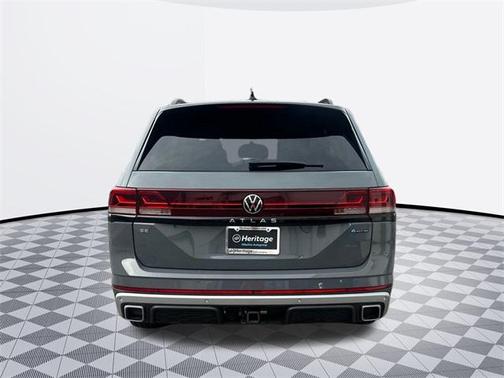 2024 Volkswagen Atlas 2.0T SE w/Technology 4MOTION