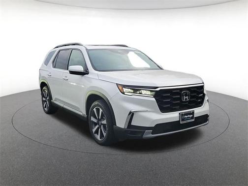 2025 Honda Pilot Touring 8-Passenger