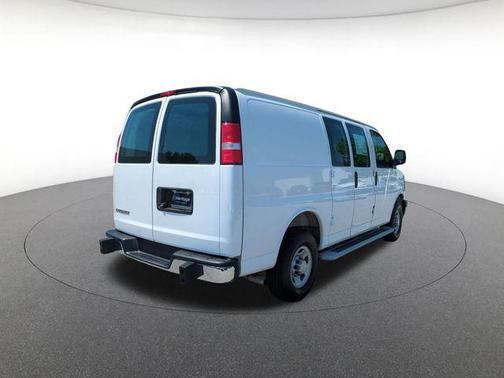 Summit White 2025 Chevrolet Express 2500 Work Van