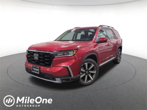 2025 Honda Pilot Touring 8-Passenger