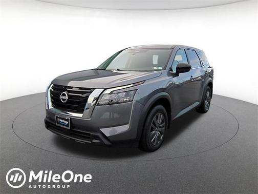 2024 Nissan Pathfinder S 4WD