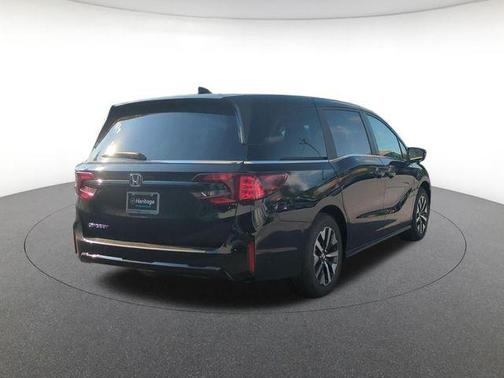 Crystal Black Pearl 2026 Honda Odyssey EX-L