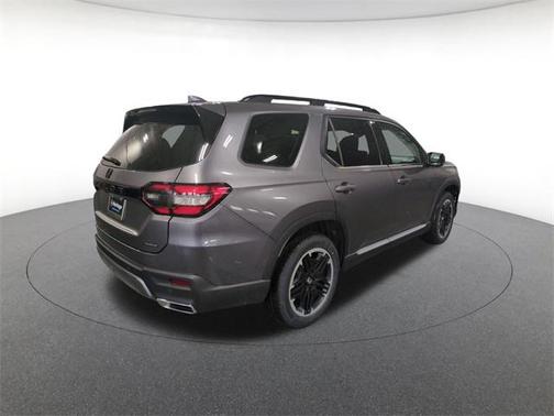 2026 Honda Pilot Touring 8-Passenger