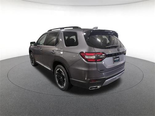 2026 Honda Pilot Touring 8-Passenger