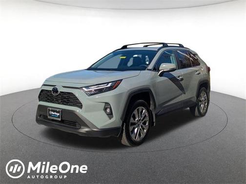 2023 Toyota RAV4 XLE Premium