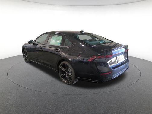 Crystal Black Pearl 2026 Honda Accord Hybrid Sport-L