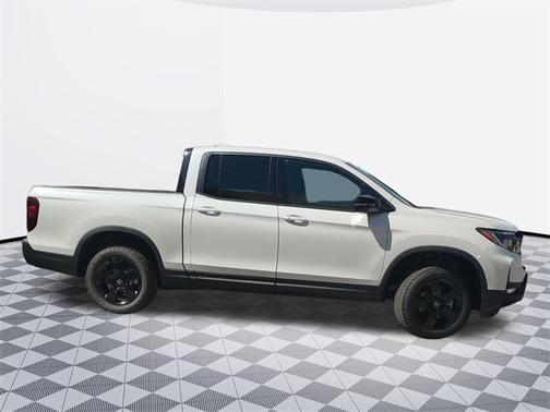 2025 Honda Ridgeline Black