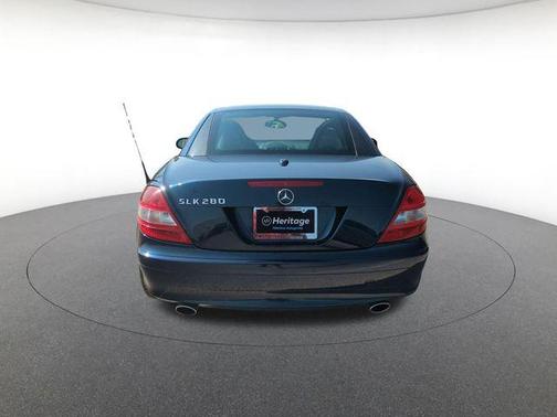 2008 Mercedes-Benz SLK-Class Base