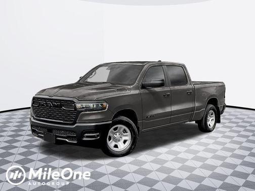 Granite Crystal Metallic Clearcoat 2025 RAM 1500 Big Horn/Lone Star