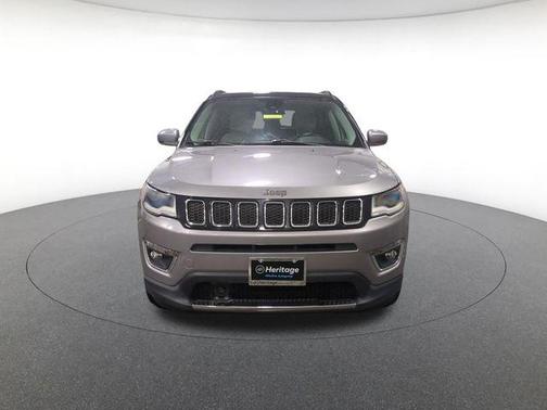 Billet Silver Metallic Clearcoat 2017 Jeep New Compass Limited