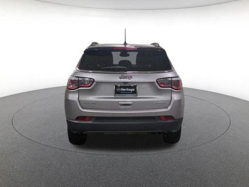 Billet Silver Metallic Clearcoat 2017 Jeep New Compass Limited