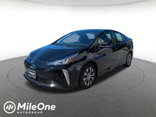 Midnight Black Metallic 2022 Toyota Prius LE