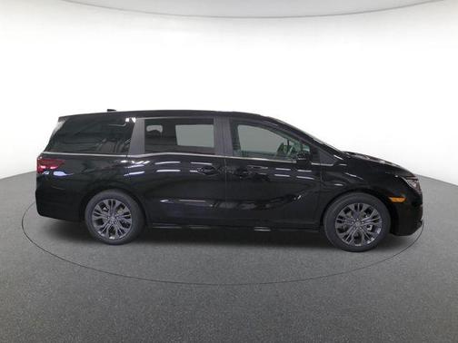 Crystal Black Pearl 2026 Honda Odyssey Touring