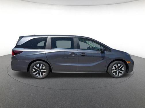 Modern Steel 2026 Honda Odyssey EX-L