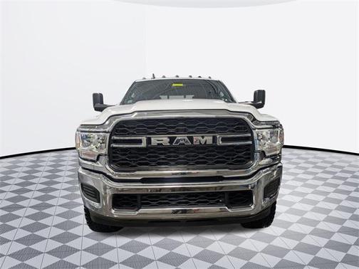 2021 RAM 2500 Tradesman Crew Cab 4x4 6'4' Box