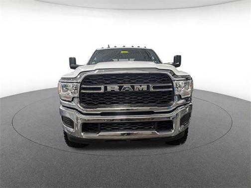 2021 RAM 2500 Tradesman Crew Cab 4x4 6'4' Box