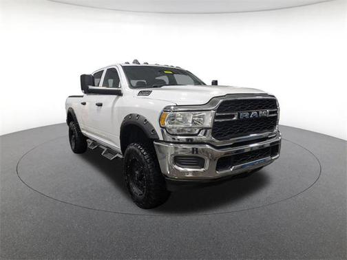 2021 RAM 2500 Tradesman Crew Cab 4x4 6'4' Box