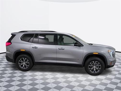 2024 GMC Acadia AWD AT4