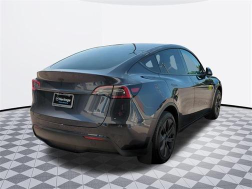 2024 Tesla Model Y Long Range Dual Motor All-Wheel Drive