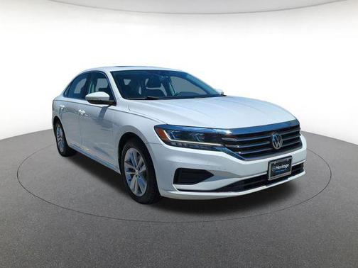 Pure White 2020 Volkswagen Passat 2.0T SE