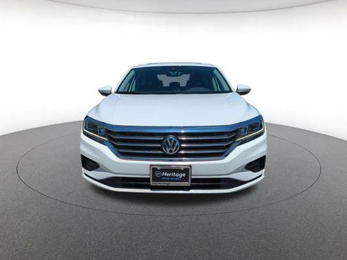 Pure White 2020 Volkswagen Passat 2.0T SE