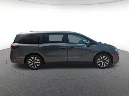 Modern Steel 2026 Honda Odyssey EX-L