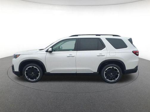 Platinum White 2026 Honda Pilot Touring 8-Passenger